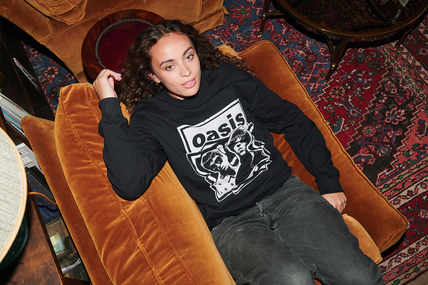 756-live-25-cut-out-photo-sweatshirt-black-2.webp Live '25 Cut Out Photo Sweatshirt Black