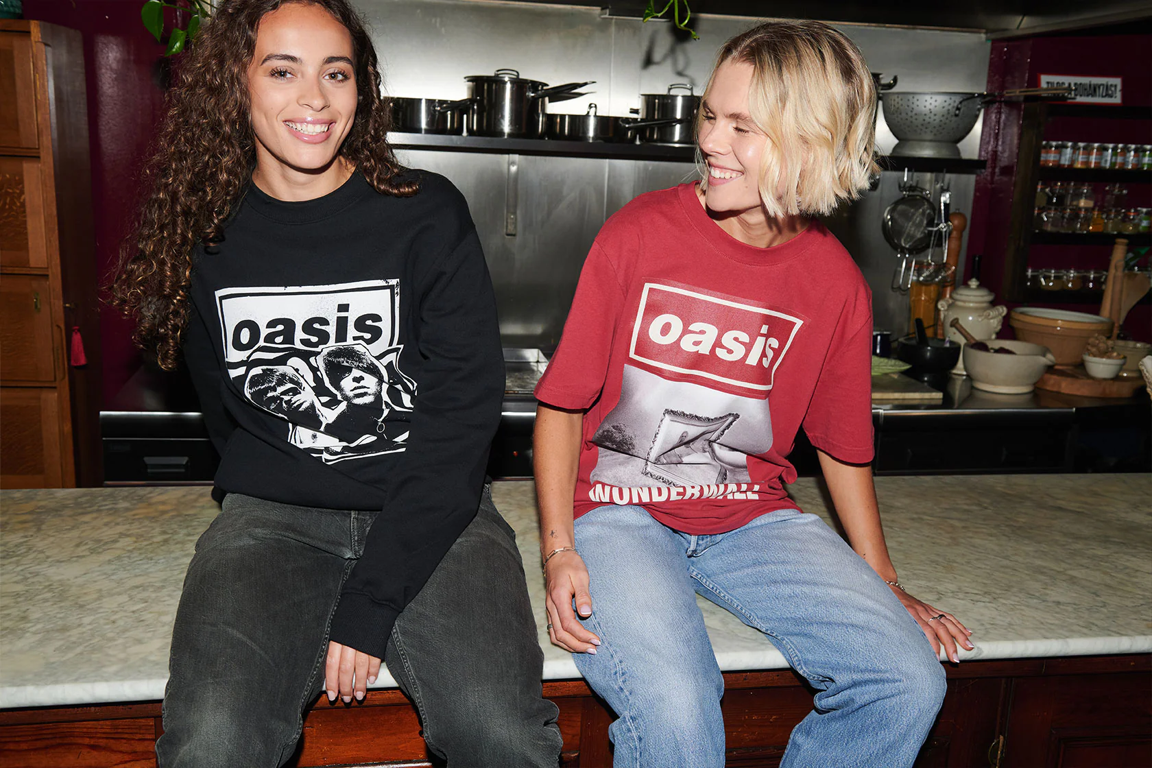 756-live-25-cut-out-photo-sweatshirt-black-3.webp Live '25 Cut Out Photo Sweatshirt Black